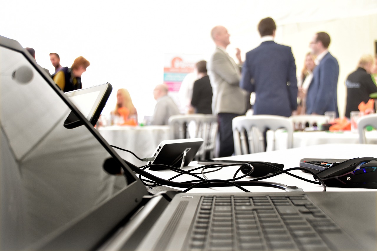laptop, conference, presentation-3476021.jpg